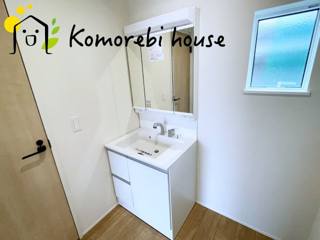 さいたま市西区植田谷本　01期　新築一戸建て　リナージュネクスジー　01の独立洗面台|26.9.7