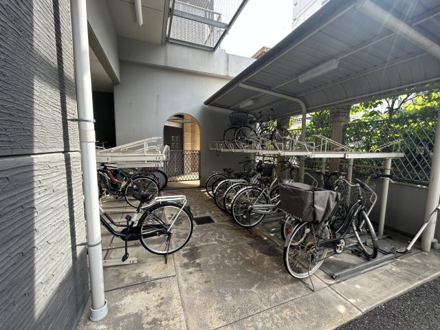 ロジェ今福鶴見のその他共用部分|ロジェ今福鶴見　駐輪場