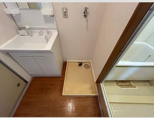 ルミエールANDO　Aの洗面所