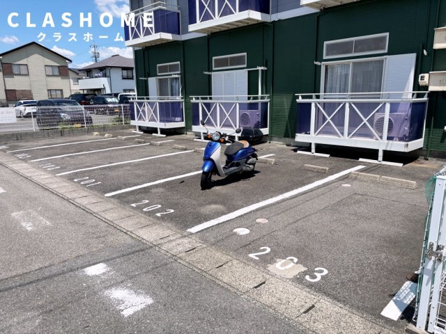 パームタウン東栄　　刈谷市近郊の賃貸はクラスホーム刈谷店の駐車場