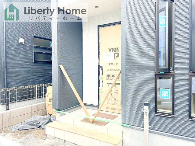 ひたちなか市堀口3期　新築戸建　3号棟のエントランス