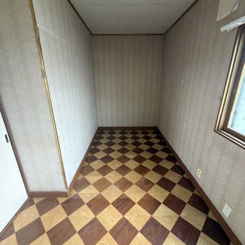 室蘭市白鳥台5丁目43-5戸建のロビー