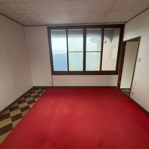 室蘭市白鳥台5丁目43-5戸建の居間・リビング