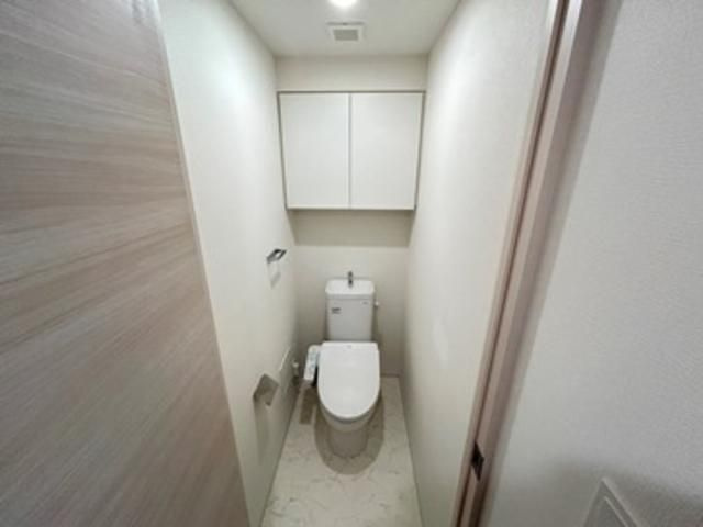 ＬＩＭＥ　ＲＥＳＩＤＥＮＣＥ　ＫＡＷＡＧＵＣＨＩ　ＥＡＳＴのトイレ