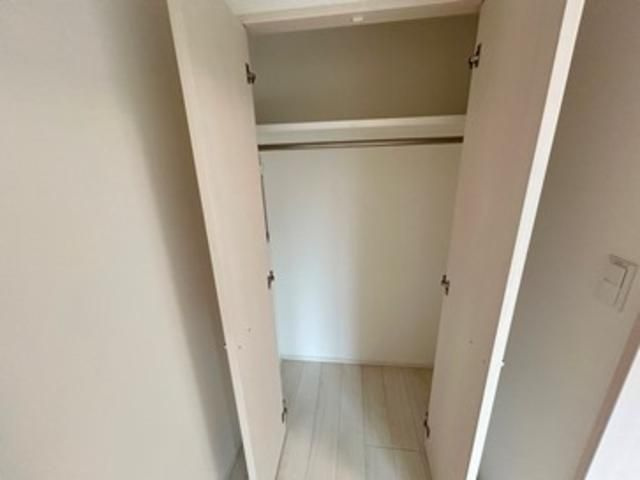 ＬＩＭＥ　ＲＥＳＩＤＥＮＣＥ　ＫＡＷＡＧＵＣＨＩ　ＥＡＳＴの収納