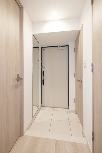 レフィールオーブ麻布仙台坂の玄関|※写真は同タイプ住戸です。