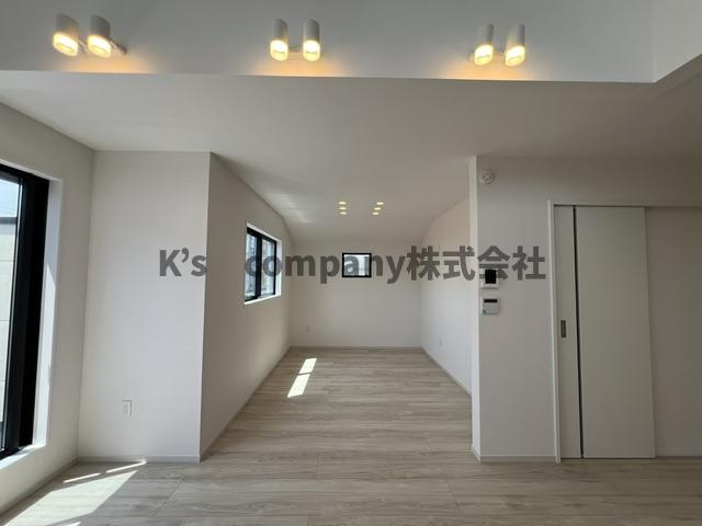 茅ヶ崎市旭が丘　新築戸建　2号棟の外観|2026.7.12撮影◇