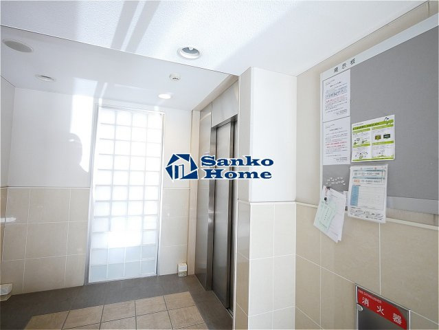 ステージファースト東日暮里のエントランス