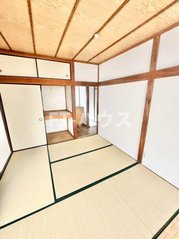 新緑とそよ風のアベニューの和室