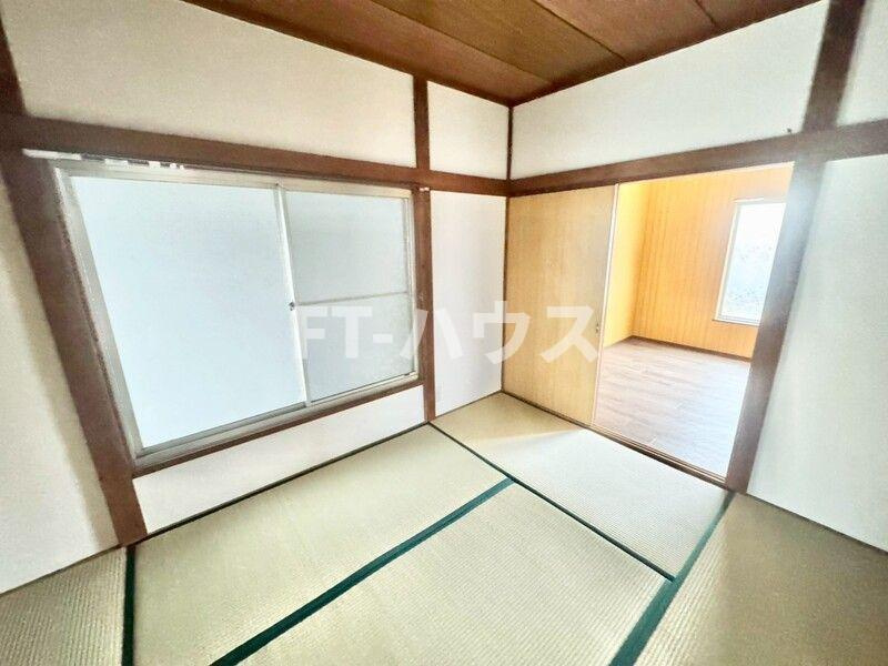 新緑とそよ風のアベニューの和室