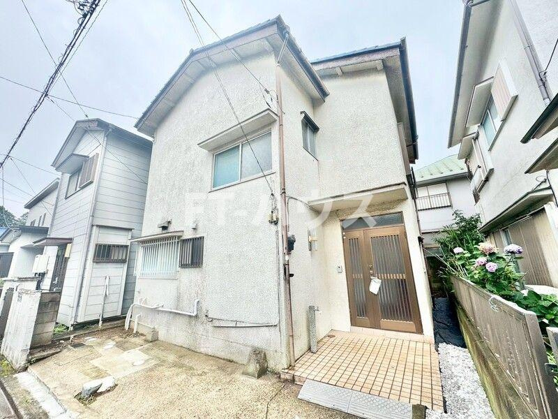 新緑とそよ風のアベニュー