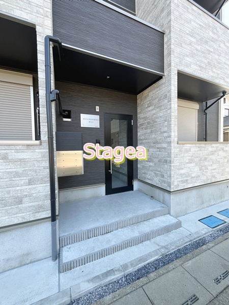 KEIAI RESIDENCE 西大宮のエントランス