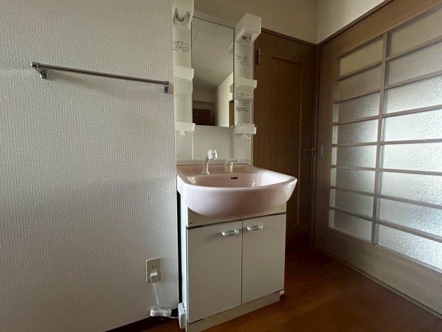 マルイハイビスカスの独立洗面台