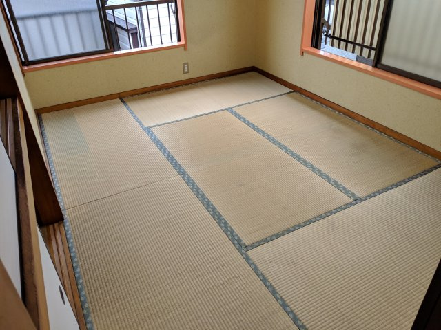 オイコスヒルズC棟の和室