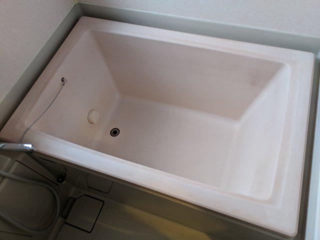 オイコスヒルズC棟の浴室