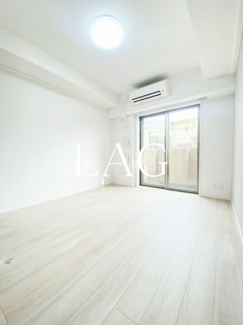 【居間・リビング】 | LUXENA勝田台 | 洋室のお部屋です。