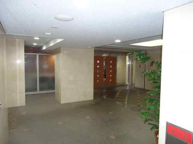 パレステュディオ新宿パークサイドの外観