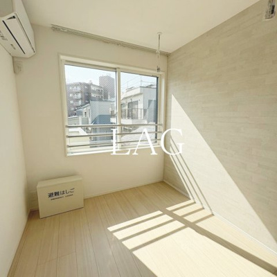 【居間・リビング】 | MELLAS祐天寺 | 洋室のお部屋です。