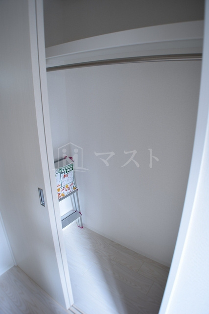 セレニテ堺筋本町ＳＵＤの収納