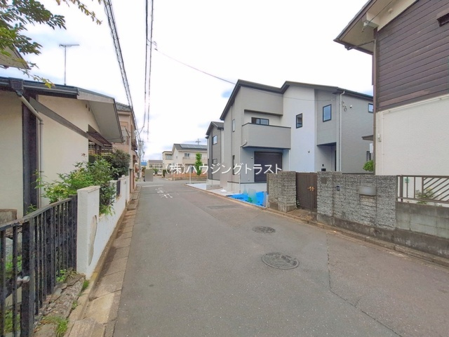 仲介手数料無料　ケイアイリガーレ所沢市中新井11期・新築全1棟の前面道路含む現地写真