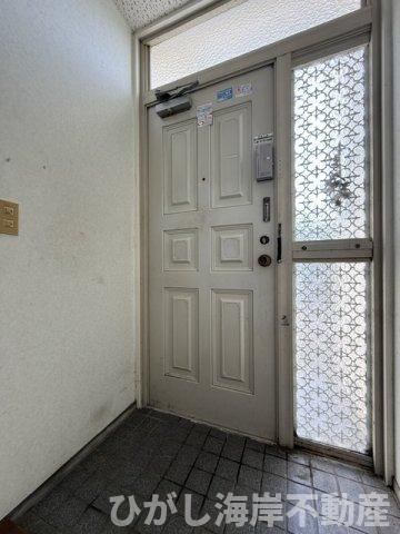 ガーデンハウス茅ヶ崎ロジュマンの玄関|7月16日撮影　リフォーム前　玄関