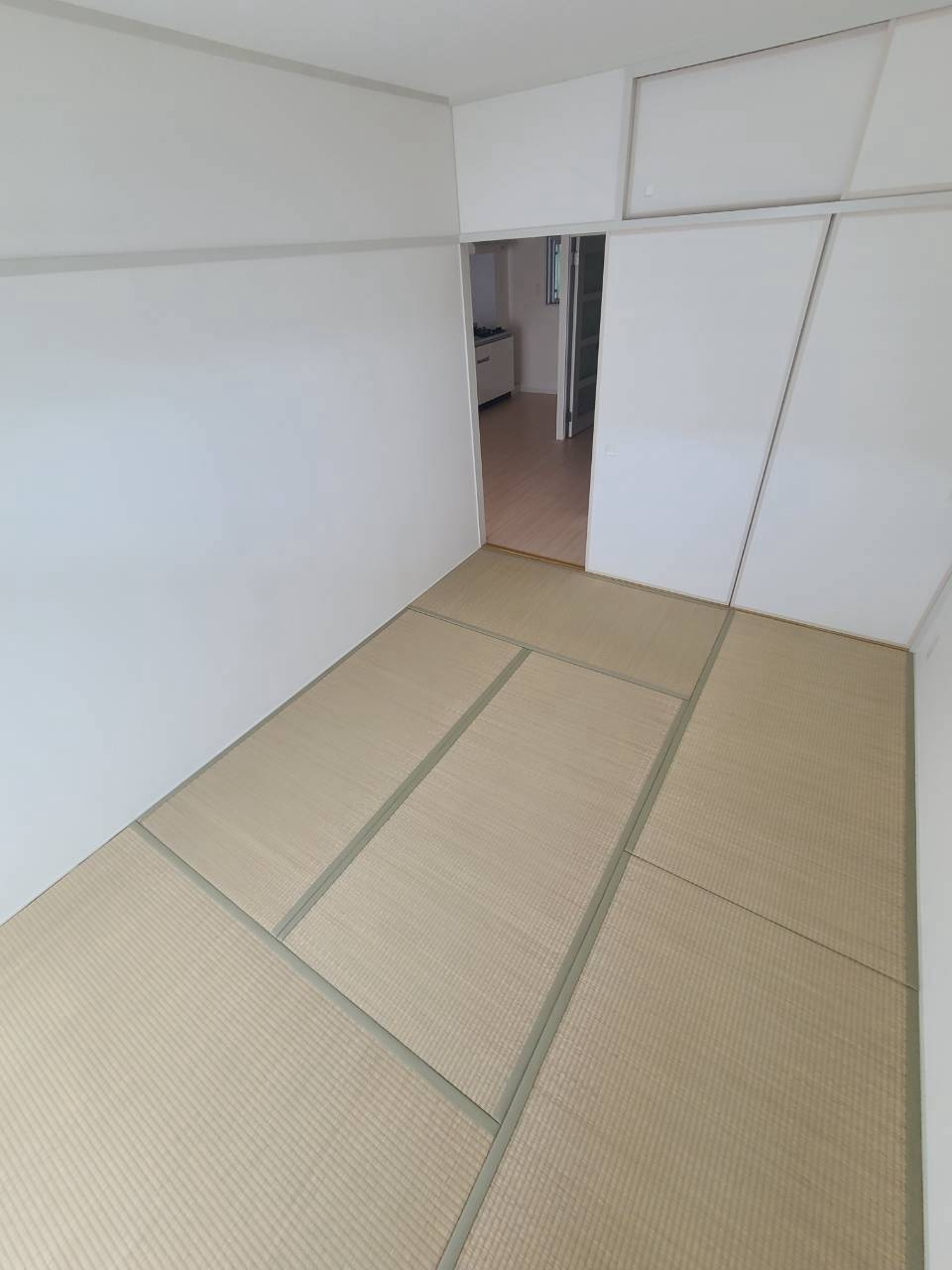 UR武庫川 3号棟の寝室