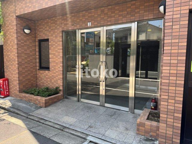 サンハイツ浅草のエントランス