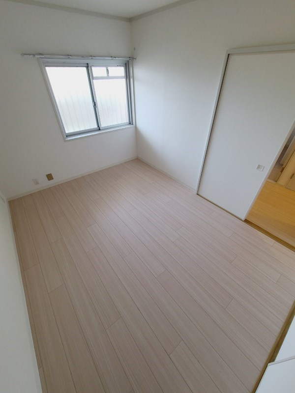 UR武庫川 29号棟の寝室