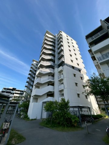 UR浜甲子園なぎさ街　25号棟の外観
