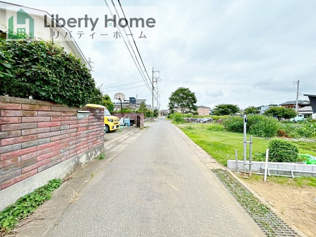 土浦市木田余西台第2　新築戸建　1号棟の前面道路含む現地写真