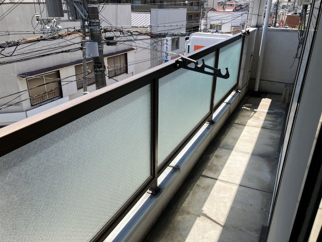 Tコート佳園のバルコニー