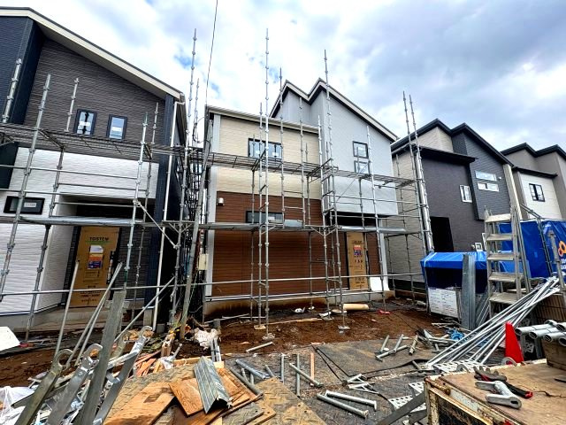 《仲介手数料半額》入間郡三芳町北永井　３期　全１１棟