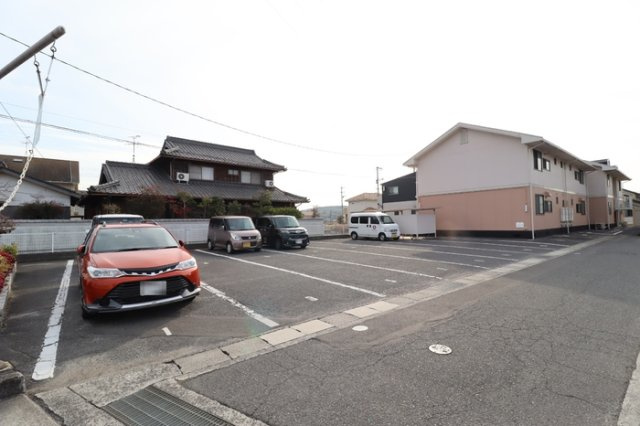 エスペランサ平野　A棟の駐車場