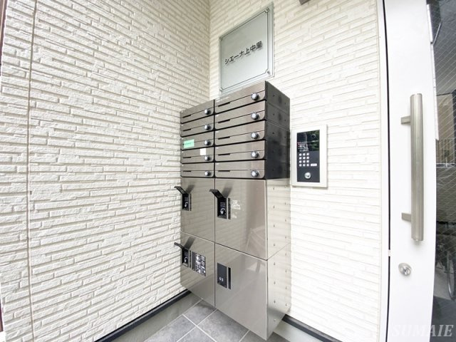 シエーナ上中里のその他共用部分|宅配BOXとPOSTです☆