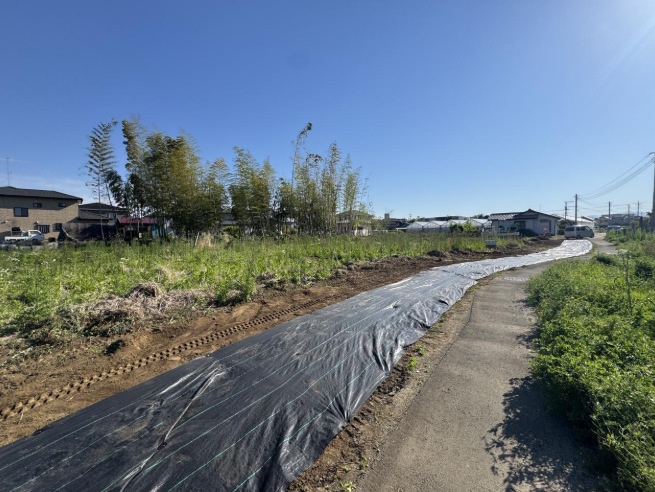 敷地面積79～118坪　売地　川越市笠幡の前面道路含む現地写真