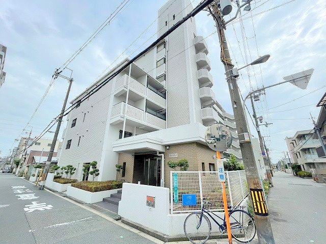 ブルックパレスの外観