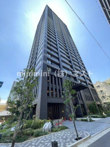 THE CROSS CITY TOWER
