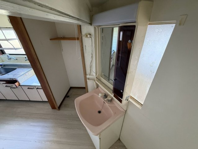 【洗面所】 | 花屋敷ハイツ