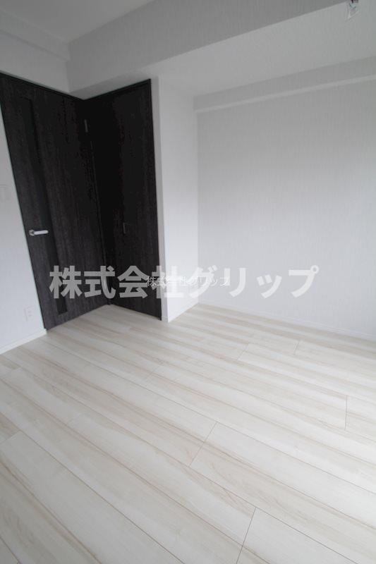 ラヴェニール横浜蒔田の洋室