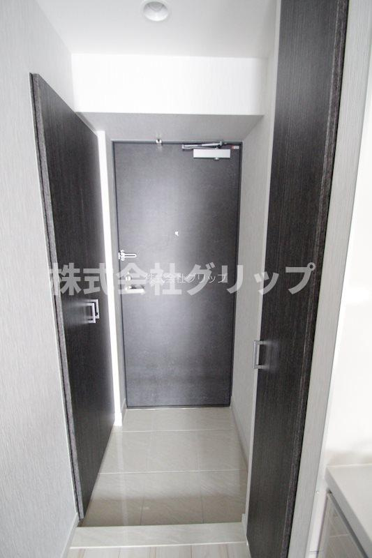 ラヴェニール横浜蒔田の玄関