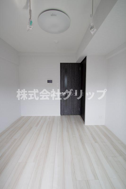 ラヴェニール横浜蒔田の居間・リビング
