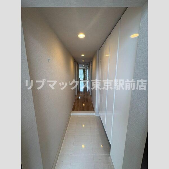 【玄関】プレミスト千代田神田佐久間町
