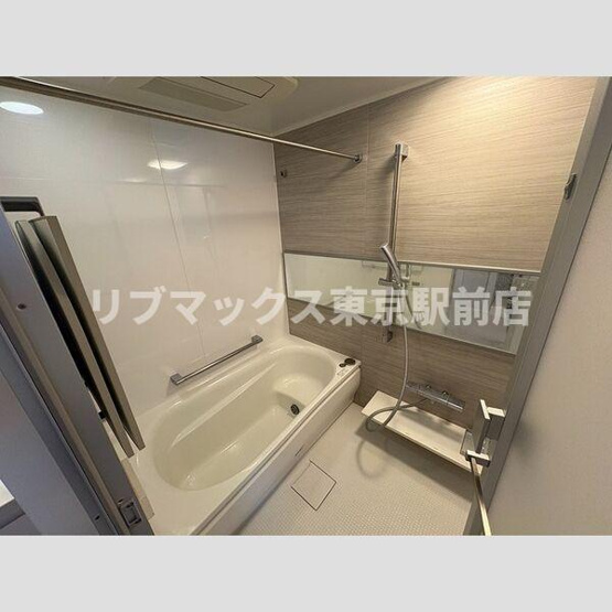 【浴室】プレミスト千代田神田佐久間町