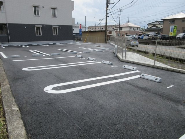 ソレイユメゾン御殿場の駐車場