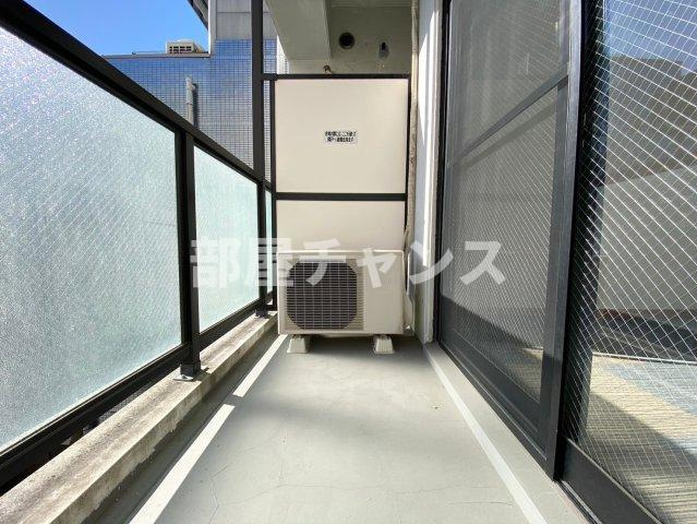 ワイズ東別院のバルコニー