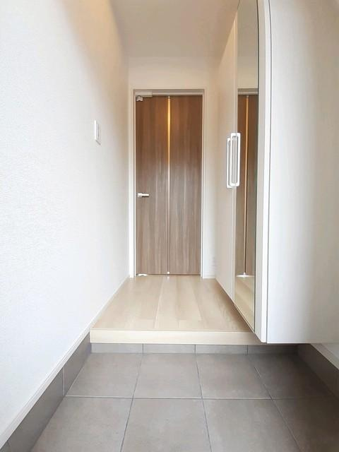 ライラックの玄関