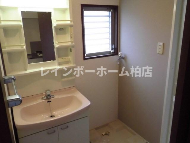 【仲介手数料：50％OFF】対象物件！の洗面所|脱衣スペースもあります