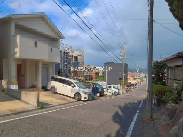 【前面道路含む現地写真】の画像