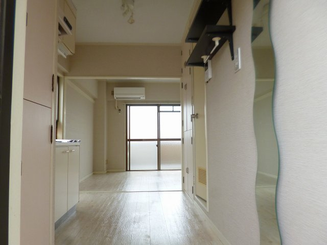 高槻市南芥川町の賃貸マンションの玄関