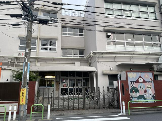 板橋区立志村第三小学校まで172m